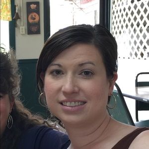 Meet your Posher, Sharon